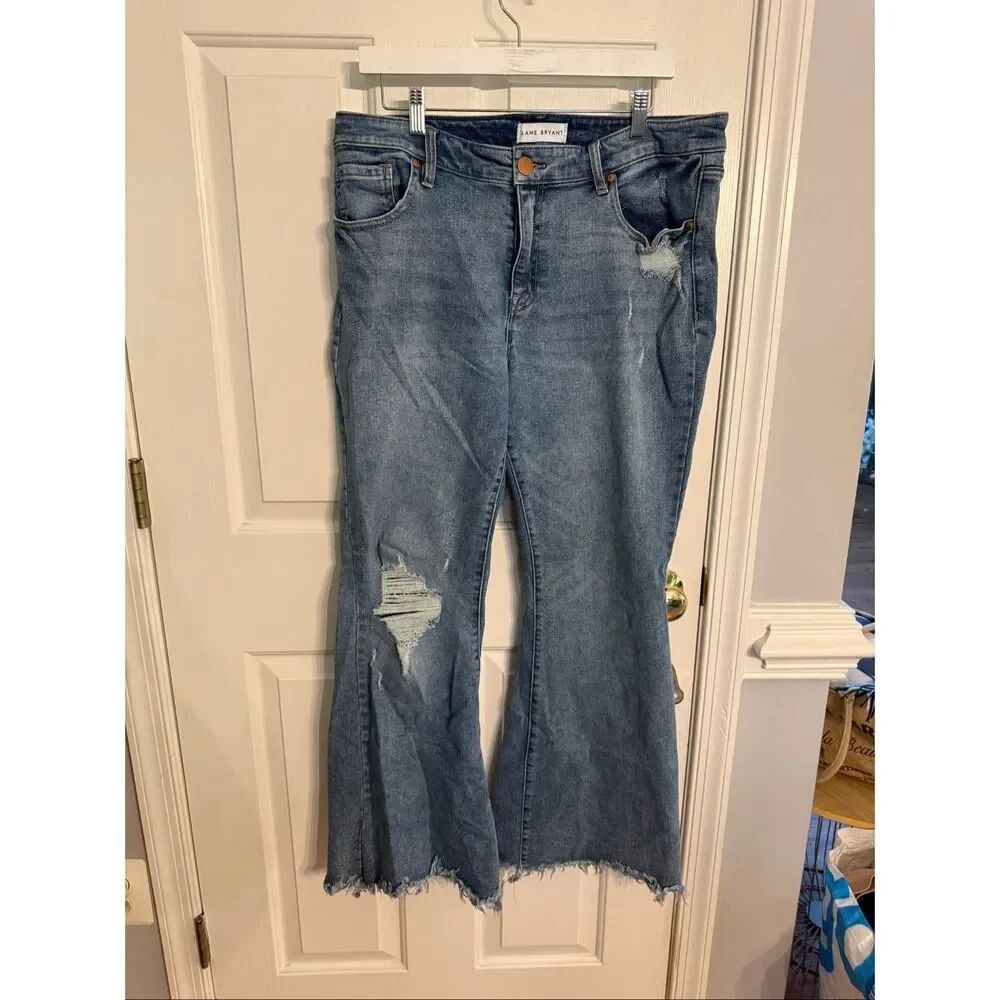 Lane Bryant Destroyed Boot Cur Jeans sz 16 EUC